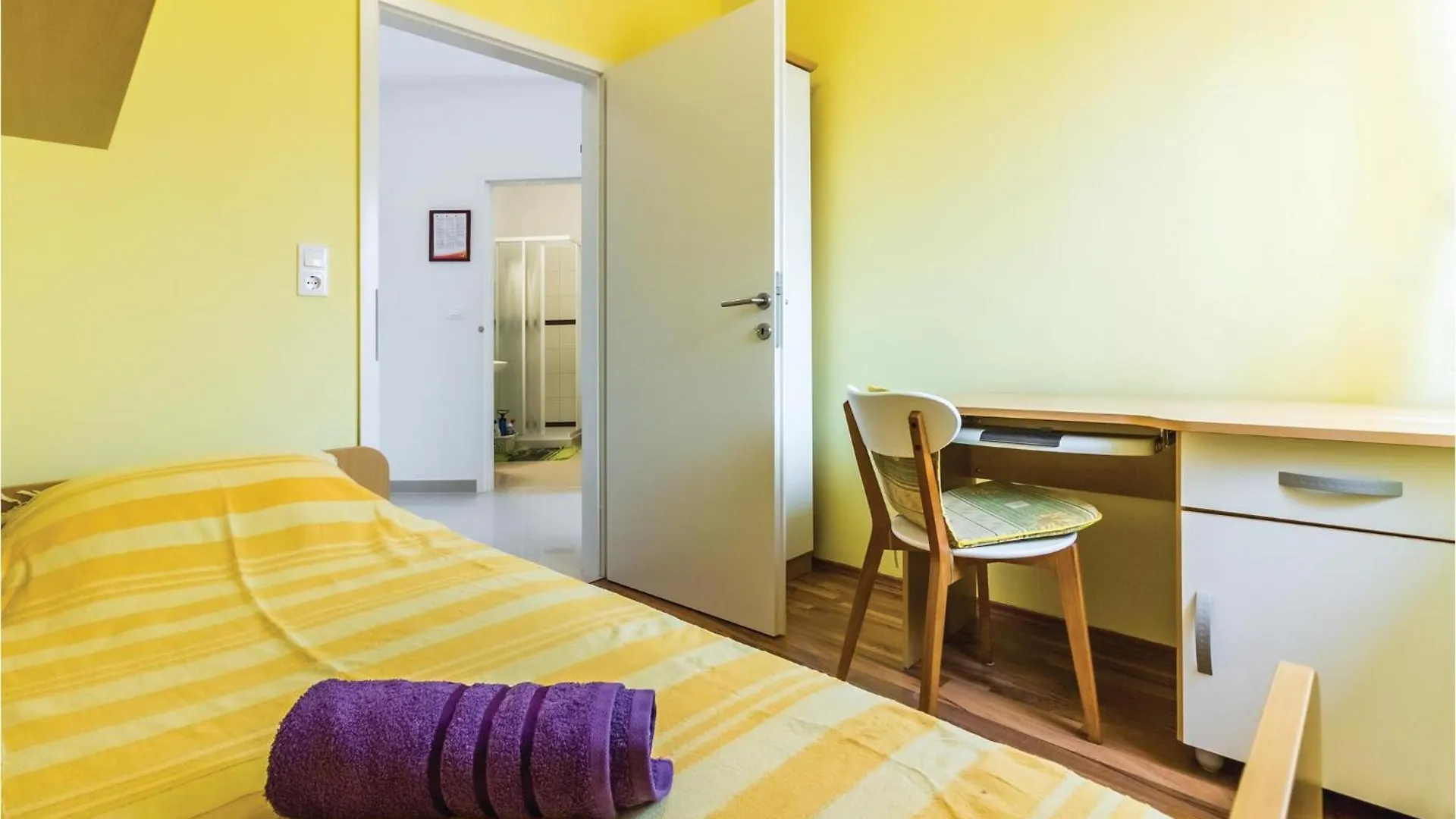 Gorgeous Apartment In Vodnjan With Kitchen Croatia