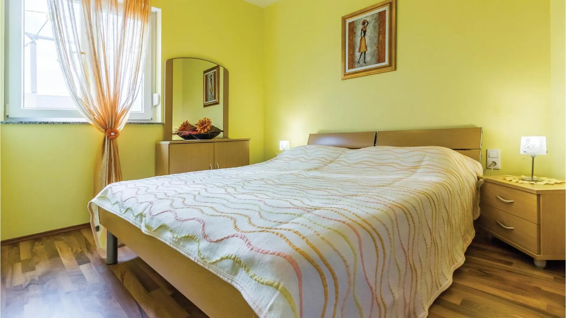 Gorgeous Apartment In Vodnjan With Kitchen